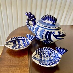 Russian Gzhel Blue&White Porcelain Fish Caviar Lidded 8”L Dish & 2 Small serving